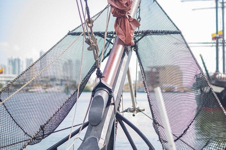 Luxury Cartagena Sunset Pirate ship Adventure, Cannon Show&Drinks