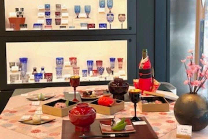 Utsuwa Nihonbashi MUTOH Japanese Traditional Craft Experience