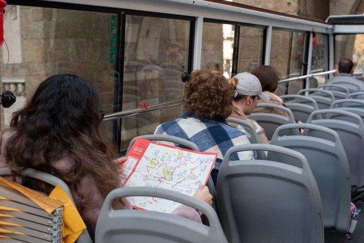 72 - Visite d'une heure "Gray Line" Milan Hop-On Hop-Off avec Audio Guide