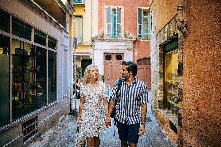 Nice Waterfront and Old Town Private Photoshoot