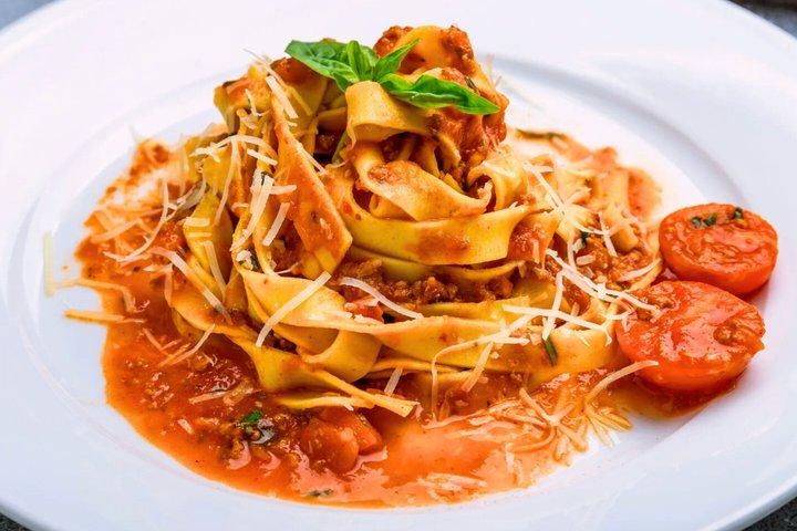 ラザニア、フレッシュパスタ＆ティラミスクラス MAXXI美術館近く