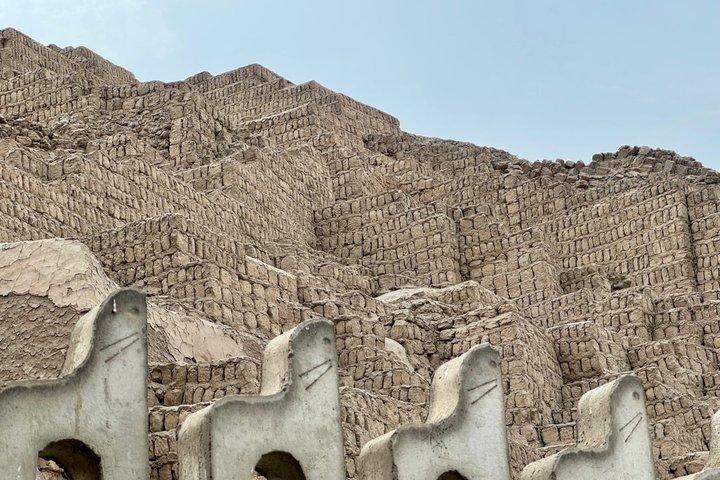 Visite privée de Huaca Pucllana avec un ancien guide du site