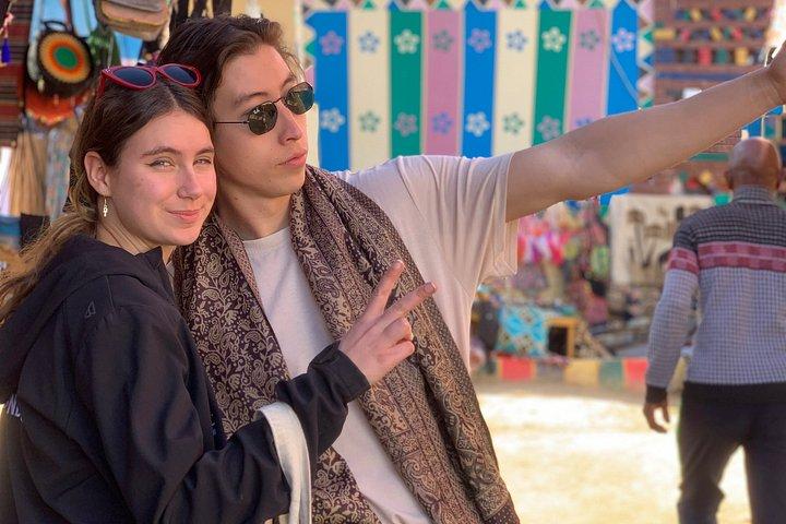 アスワンからルクソールへコム・オンボとエドフ寺院共有ツアー