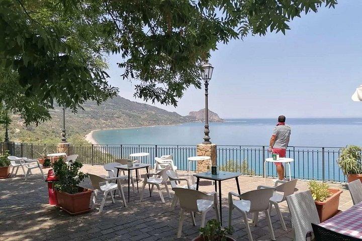 パレルモ発セファルプライベートラグジュアリー日帰り旅行歴史と海