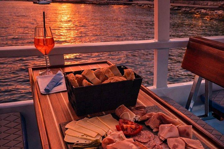 Cavtat Sunset Cruise com prato frio e bebidas