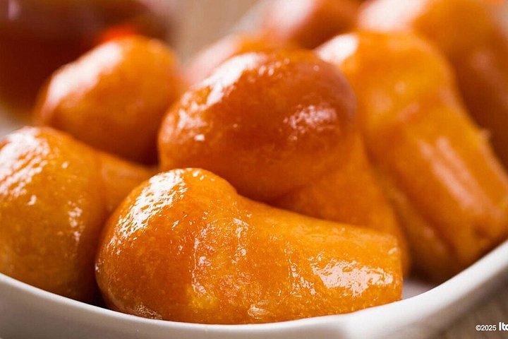 Naples Private Tour with neapolitan babà tasting