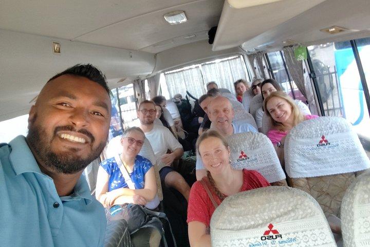 キャンディシティツアー：セイロンのハート・ア・ロイヤルキャンディシティ・トゥクトゥクツアー