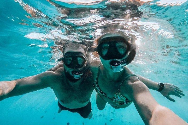 Barco de velocidad privado a Isla Tiran