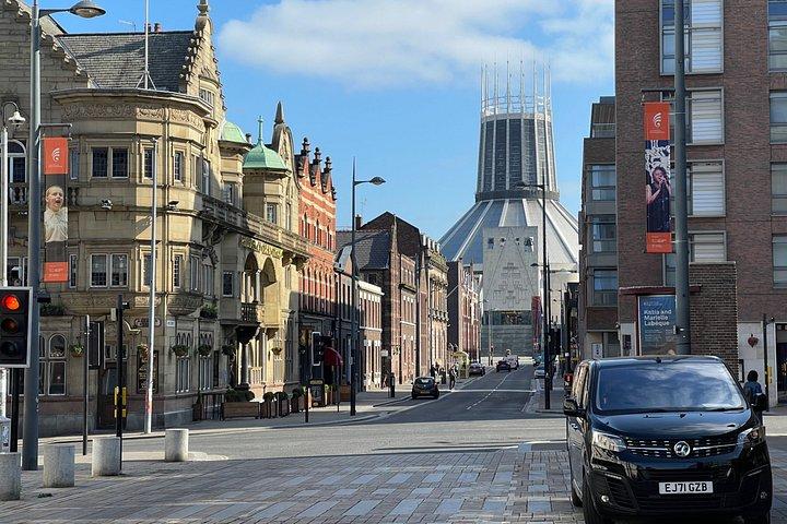 リバプール市内プライベートツアー-ウォーターフロント、文化&眺め