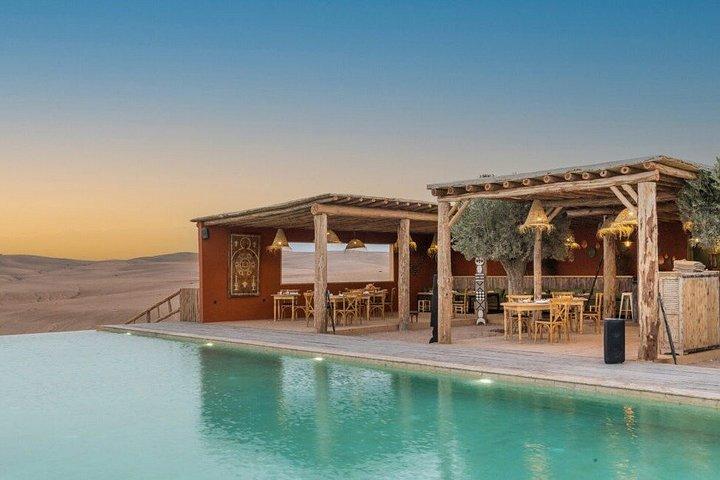 Private Luxury Agafay Overnight with Dinner, Show & 4x4