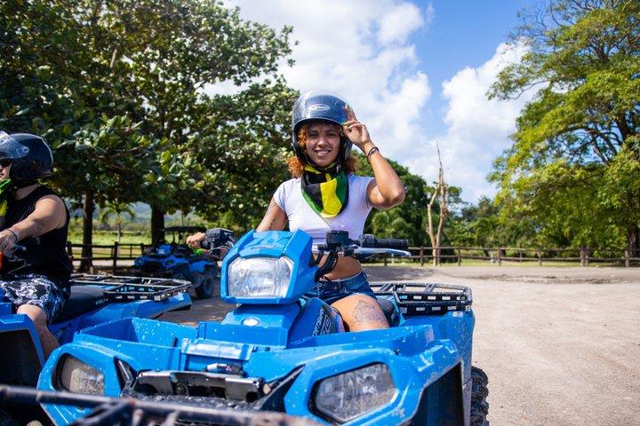BOGO Adventure: ATV og/eller ridning og svømning i Ocho Rios