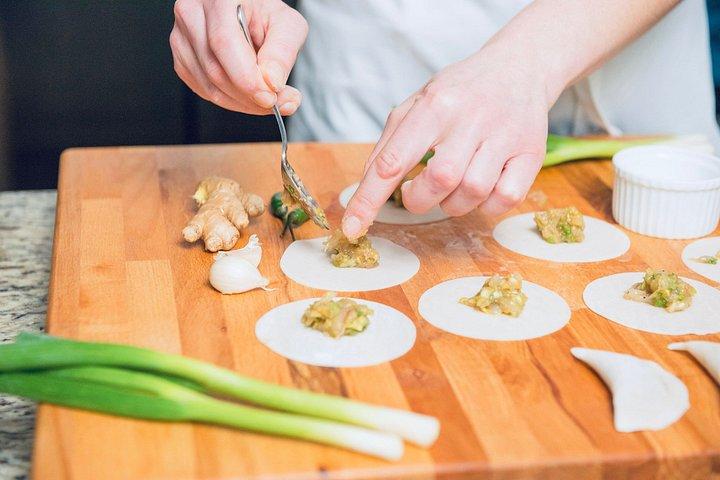 Cours de cuisine de nouilles asiatiques à Baltimore