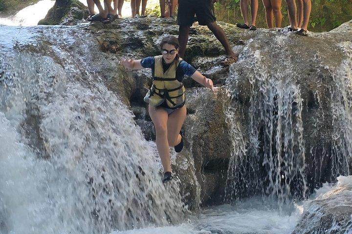ブルーホールツアーOcho Rios