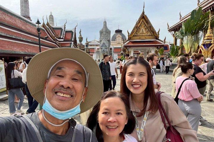 グランドパレス、フォー寺院、アルン寺院プライベートツアー