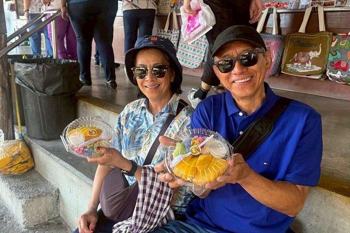 メーコン鉄道市場と水上市場へのプライベートツアー