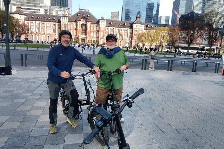 東京 : プライベート3 - 1時間のE-Bikeツアーで最高の街の見どころを巡る