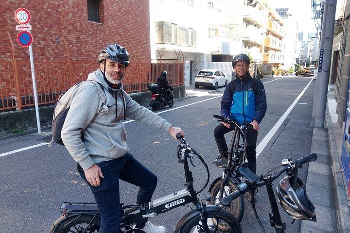 東京 : プライベート3 - 1時間のE-Bikeツアーで最高の街の見どころを巡る