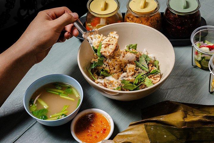 パタヤ・プレートス・フード・ツアー（14＋試食付き）