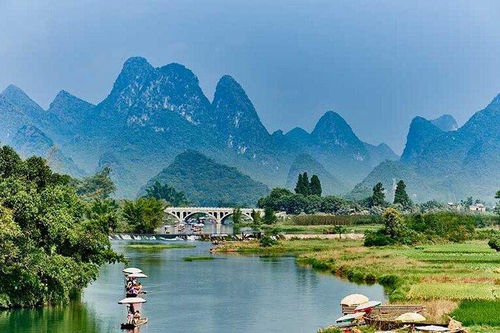 Li River Cruise og Yangshuo Private Tour fra Guilin
