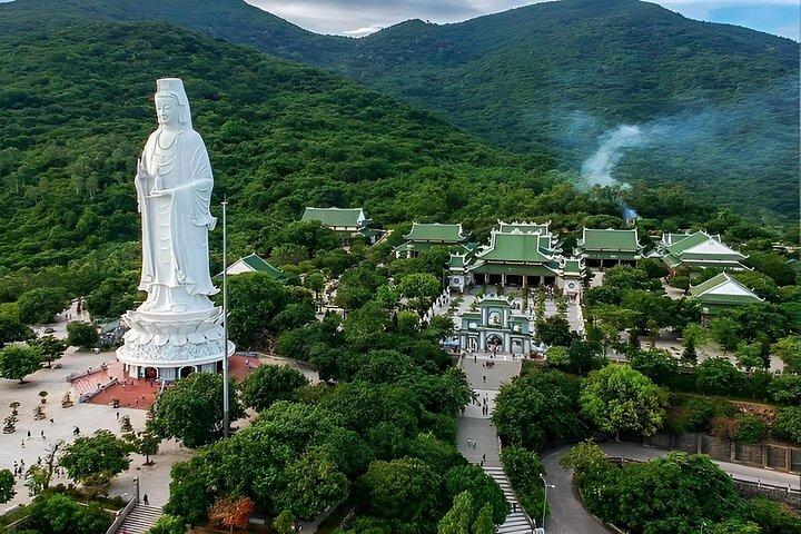 Small Group Marble Mountains and Monkey Mountain Experience