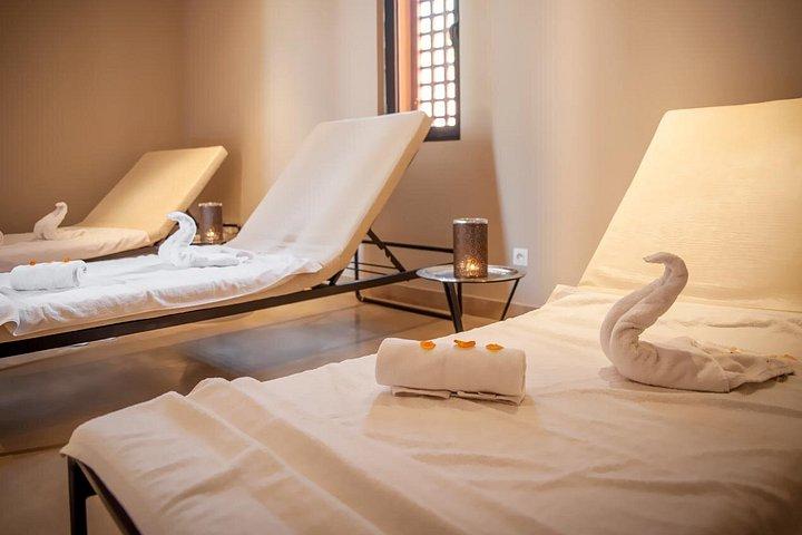 Marrakech: Moroccan Hammam & Massage with Hotel Transfer