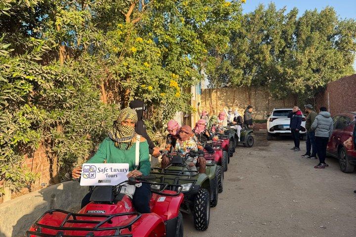 VTT Quad à travers le désert des pyramides de Sahara Gizeh