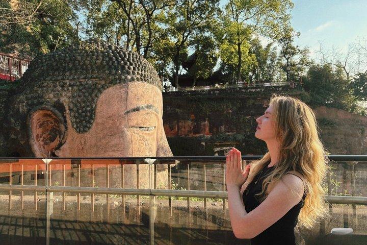 Visite privée VIP Pandas & Leshan Buddha en Bullet Train