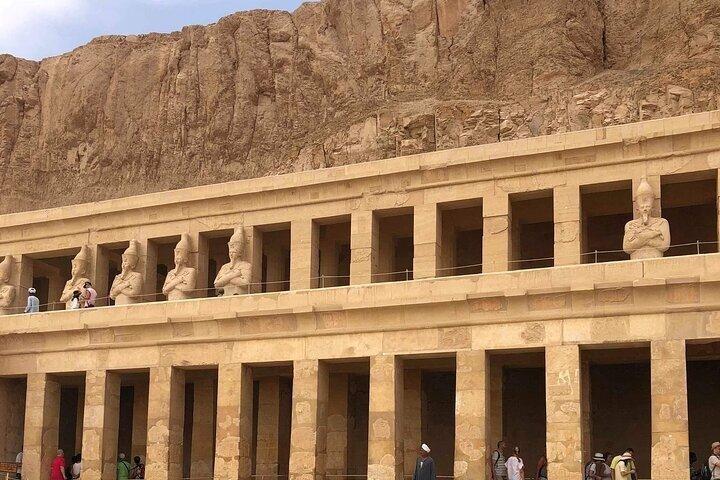 Excursión de un día a Luxor : Explora Valle de los Reyes,Reinas, Templo de Hatshepsut