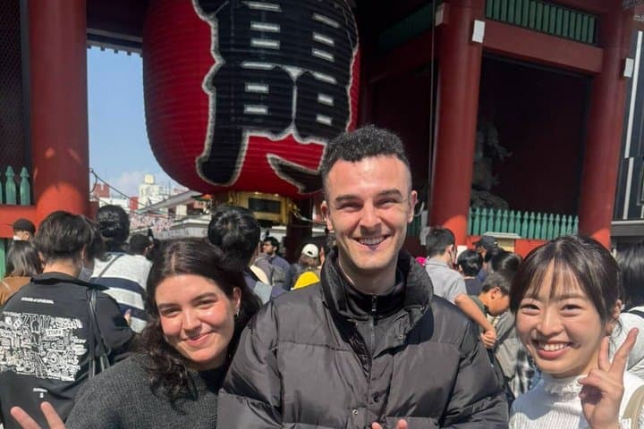 Private Old Tokyo Tour: Asakusa, Ueno with Local Guide