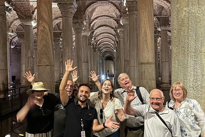 イスタンブールのハイライト ブルー モスク、アヤソフィア、地下水槽など!