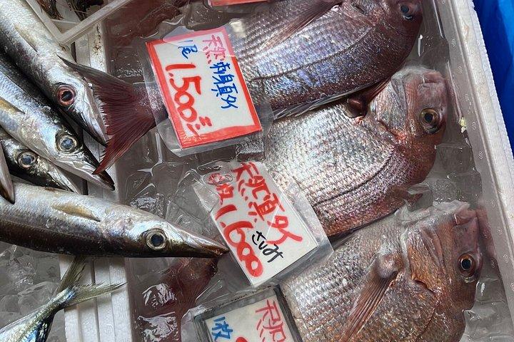 東京：築地場外市場インサイダーツアー＆寿司作り教室