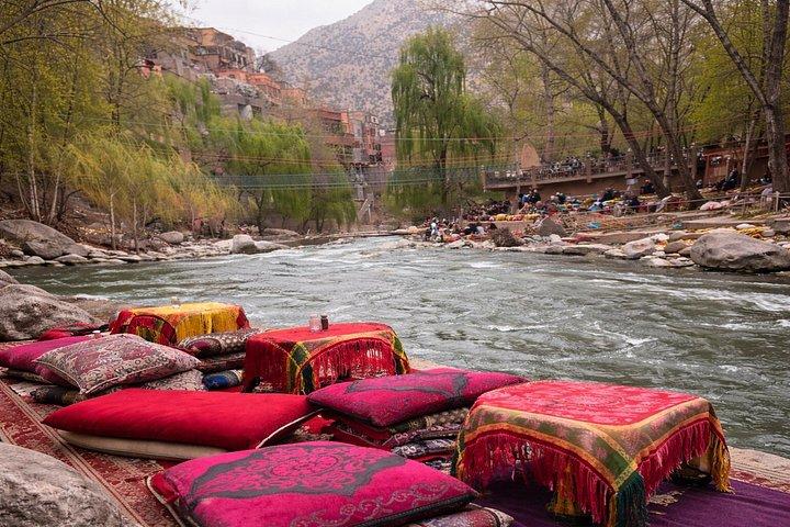 Marrakech: Ourika-dalen tur, vandfald, berberlandsbyer og frokost