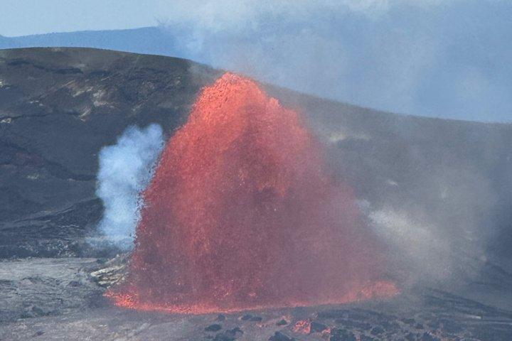 Oplev Hawaii-vulkanen, vandfaldet, Black Sand Beach og frokost