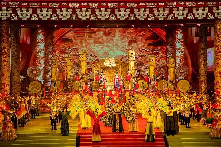 往復送迎付きラクダの鐘ショーの伝説