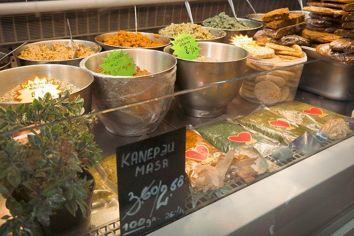 Central Market Guided Tour with Food Tasting from Riga