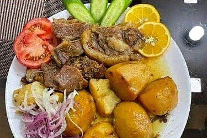 サマルカンドでの料理教室（食事：プローフ＋もう一品）パン屋を訪問