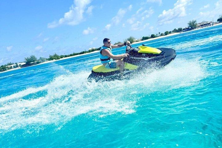 Grand Turk Jet Ski Experience – kryssningsfartygsäventyr av Aquajets