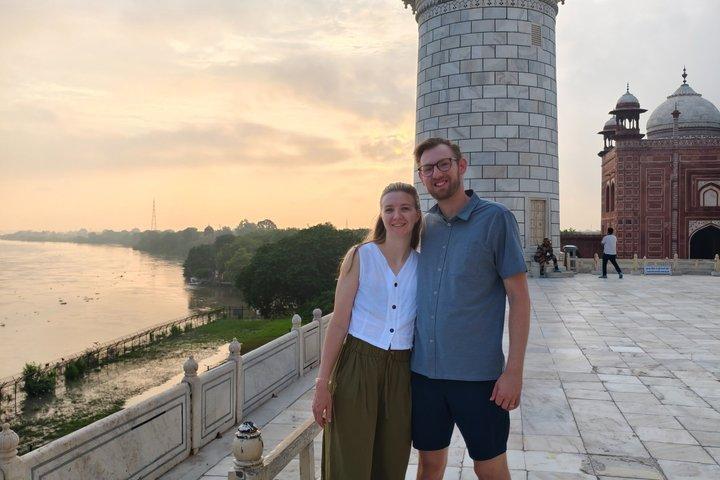 Private Taj Mahal Sunrise Tour mit Eintrittskarten