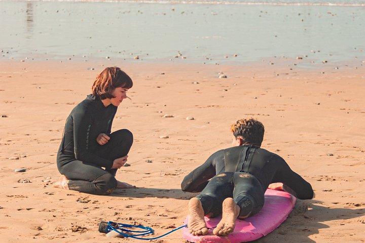 Surf lesson in Taghazout, Tamraght with Wayva Surf