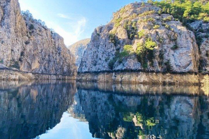 Visite en bateau Alanya Green Canyon avec baignade et déjeuner