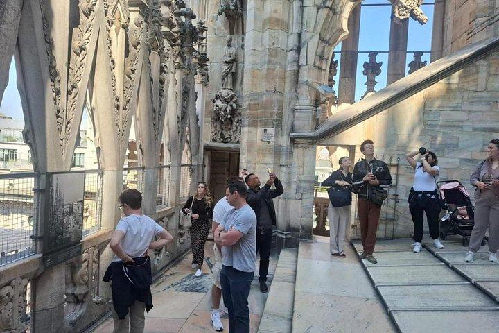 ミラノドゥオーモ入場券（屋上テラスへのリフト付き）オーディオアプリ