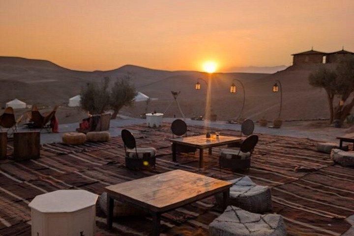 Agafay Desert Sunset Kamelritt und Abendessen ab Marrakesch