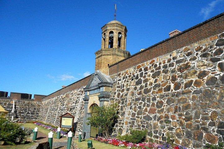 Private Tour Robben Island, Table Mountain & City Tour