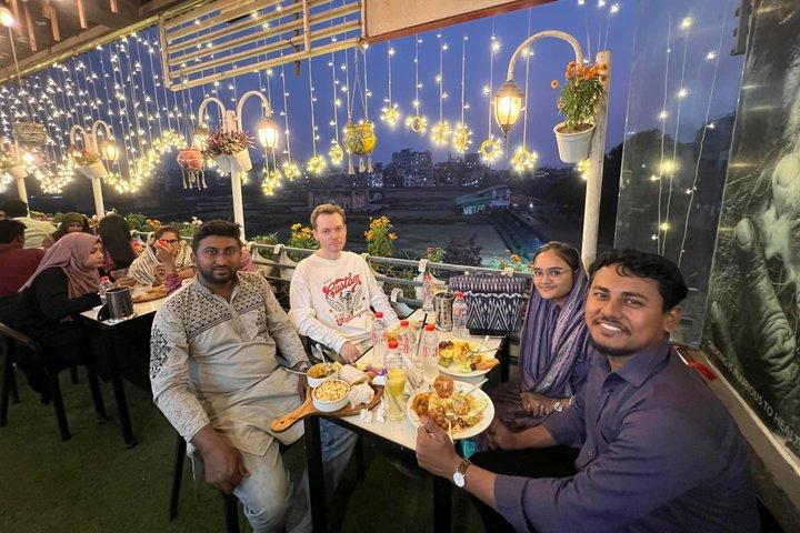 Dhaka Street Food Tour Taste of Mughal Aromas em Bangladesh