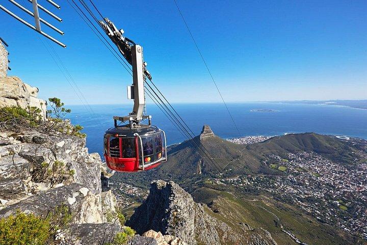 Private Tour Robben Island, Table Mountain & City Tour