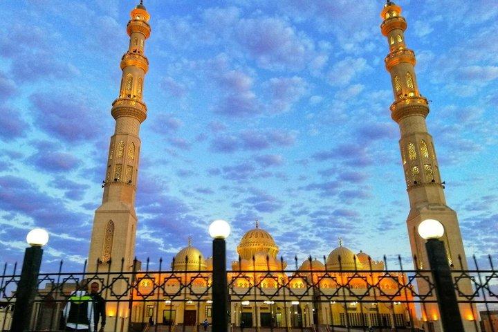 Hurghada : Nacht-Stadtrundfahrt mit Handicraft Shopping