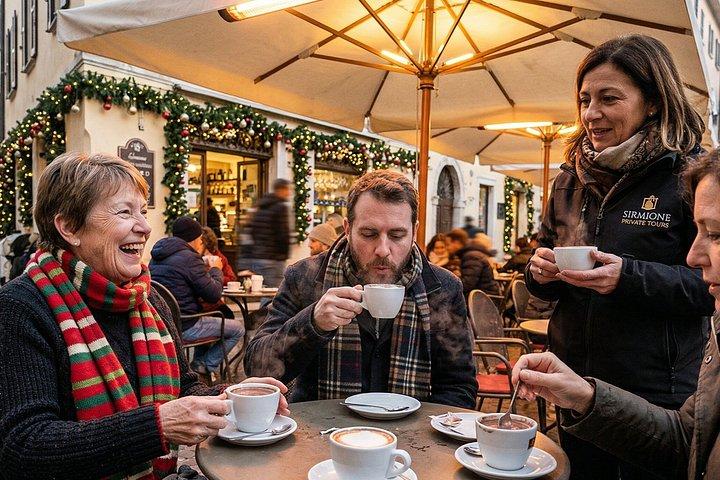 シルミオーネ遺産でのプライベートクリスマスウォーキングツアー