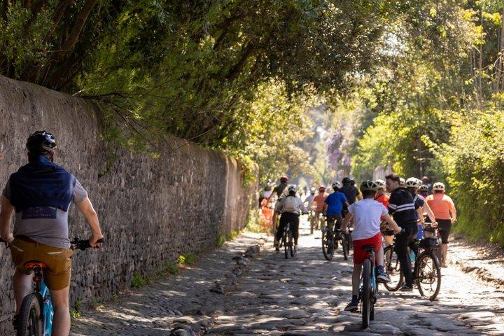 アッピアウェイは、拡張Eバイクと食べ物の冒険を水道