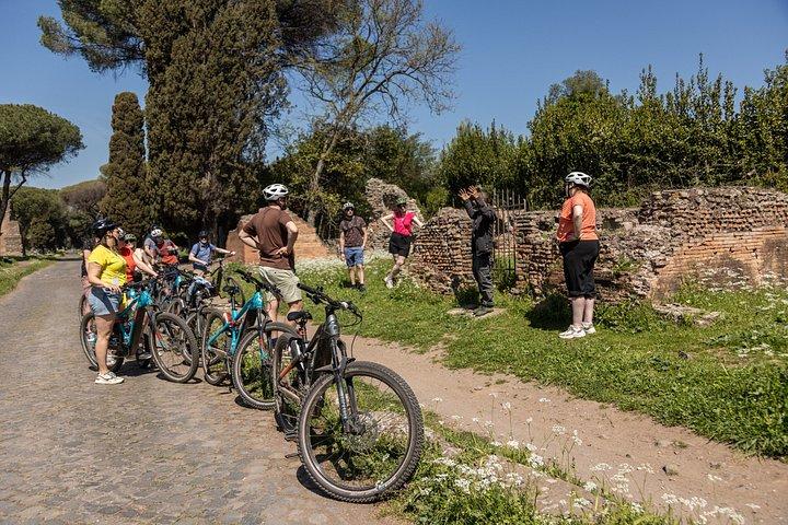 アッピアウェイは、拡張Eバイクと食べ物の冒険を水道