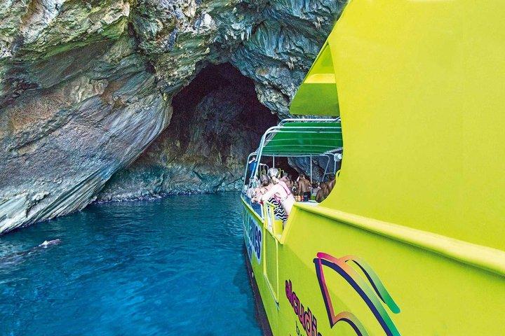 Visite as enseadas e grutas da costa leste de Maiorca.